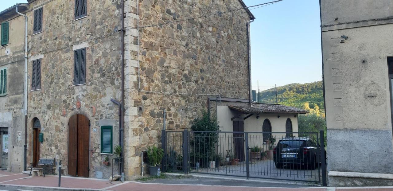 Appartamenti Di Luca&Sara Le Piazze Dış mekan fotoğraf